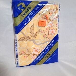 Vintage Danville No Iron Pillowcases New Standard Size Retro Yellow Floral Print